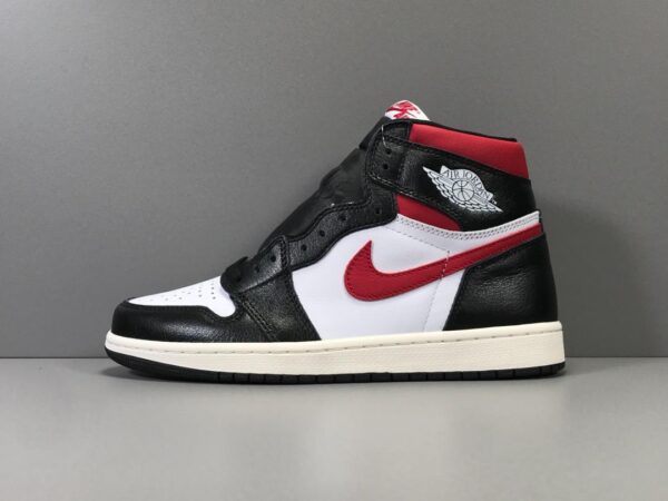 JORDAN 1 RETRO HIGH BLACK GYM RED