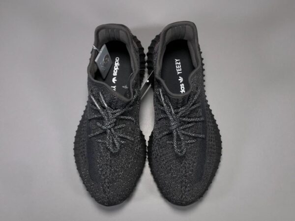 YEEZY BOOST 350 V2 BLACK REFLECTIVE