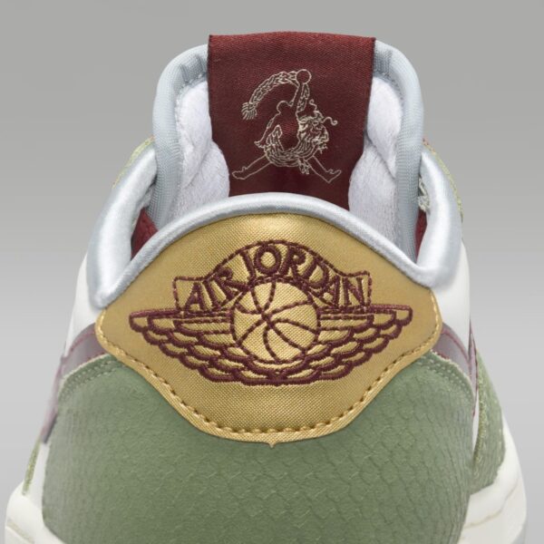 AIR JORDAN 1 LOW YEAR OF THE DRAGON - Imagen 8