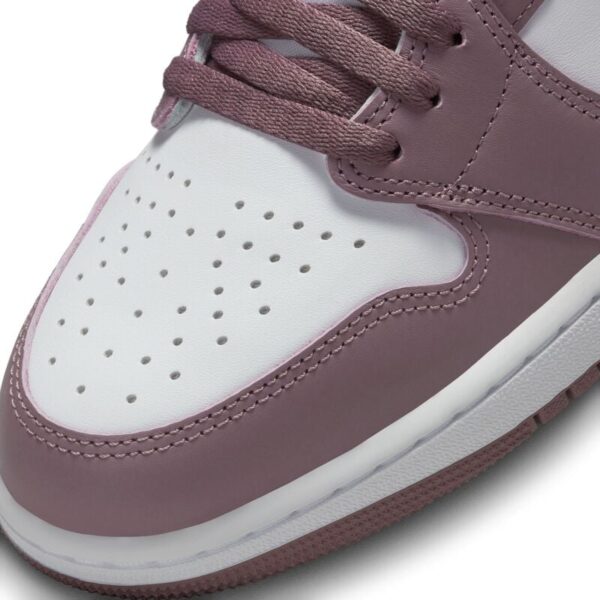 NIKE AIR JORDAN 1 RETRO HIGH OG "MAUVE" - Imagen 7