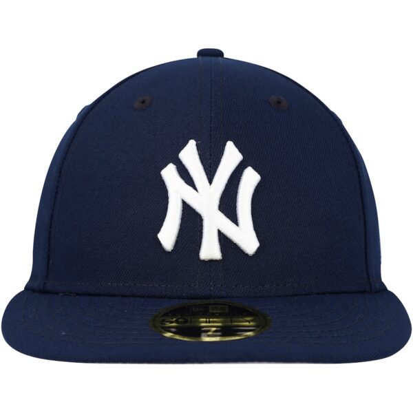 NEW ERA NAVY NEW YORK YANKEES OCEANSIDE LOW PROFILE 59FIFTY FITTED HAT - Imagen 4