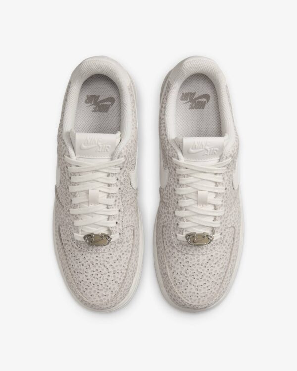 NIKE AIR FORCE 1 '07 PREMIUM WHITE - Imagen 4